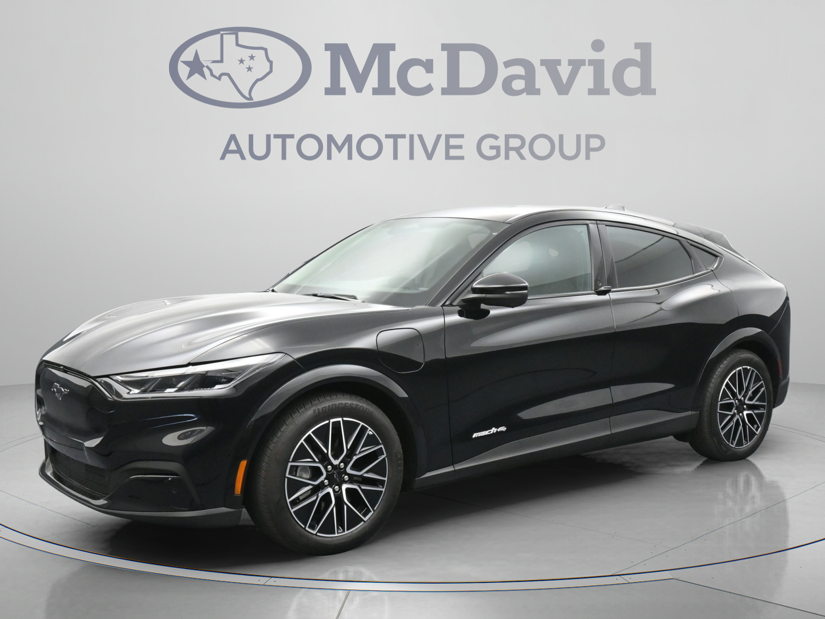 Used 2025 Ford Mustang Mach-E Premium AWD/4WD image 1