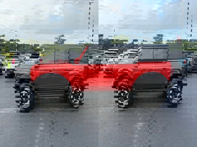 Certified 2022 Ford Bronco Outer Banks w/ Sasquatch Package image 3