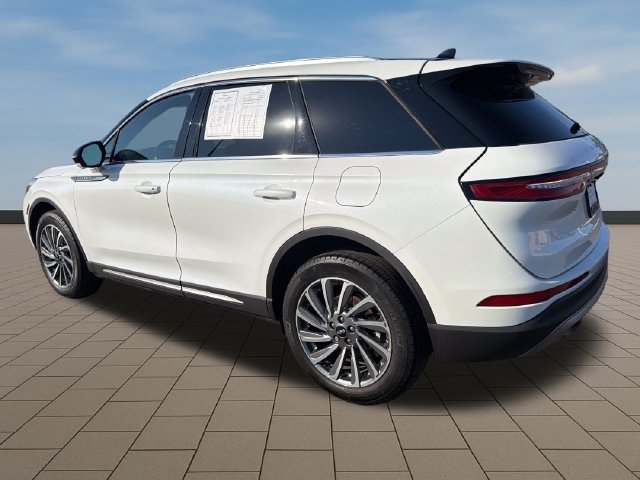 Certified 2023 Lincoln Corsair Reserve w/ Equipment Group 201A AWD/4WD image 4