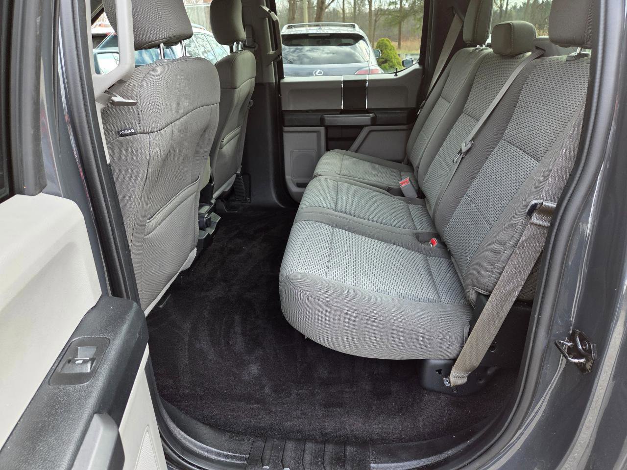 Used 2017 Ford F150 XLT AWD/4WD image 24