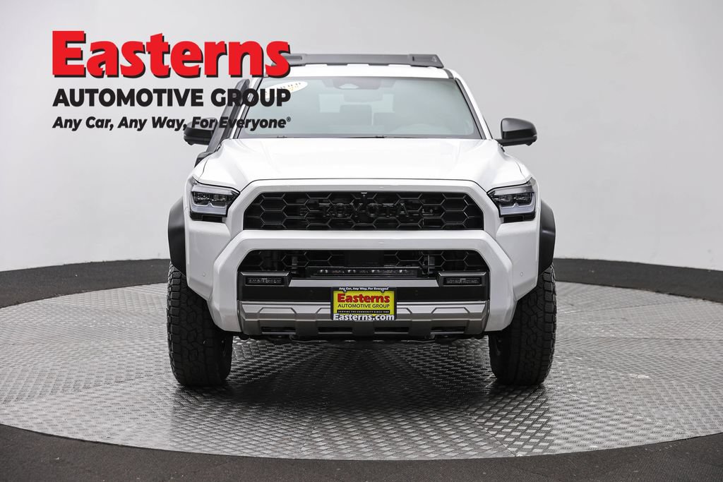 Used 2025 Toyota 4Runner Trailhunter AWD/4WD image 2