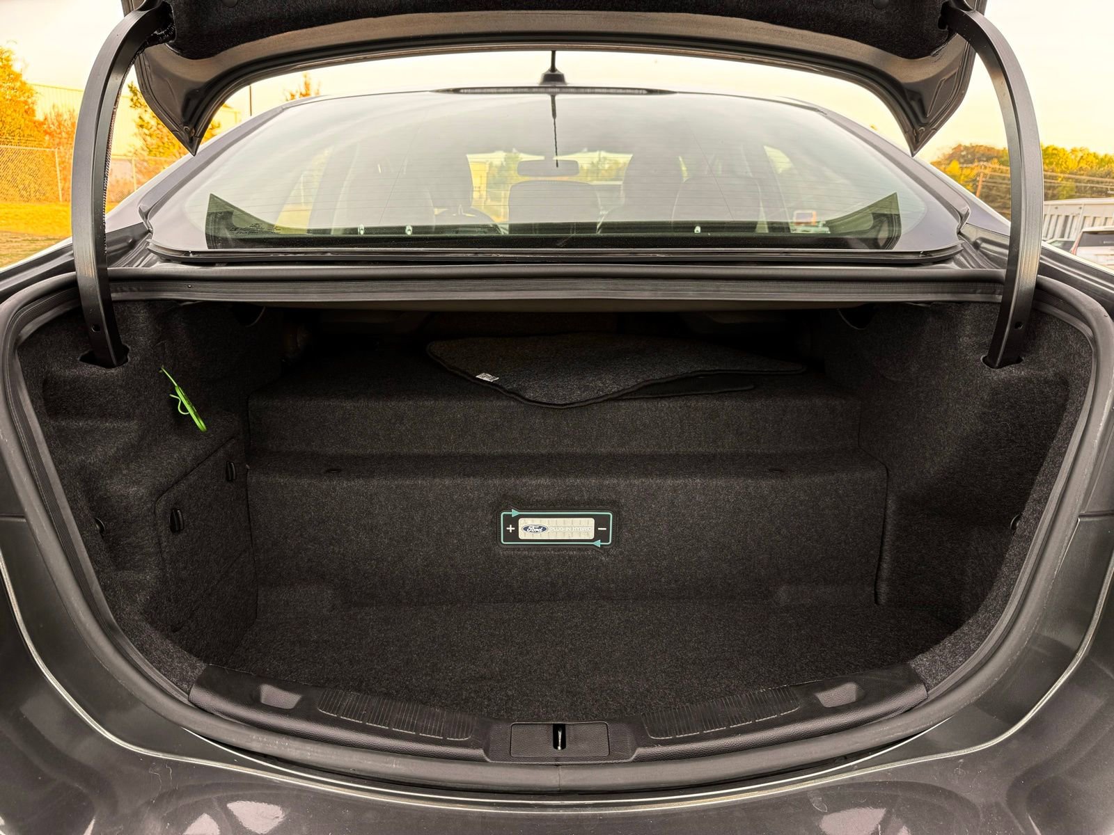 Used 2018 Ford Fusion Energi SE image 46