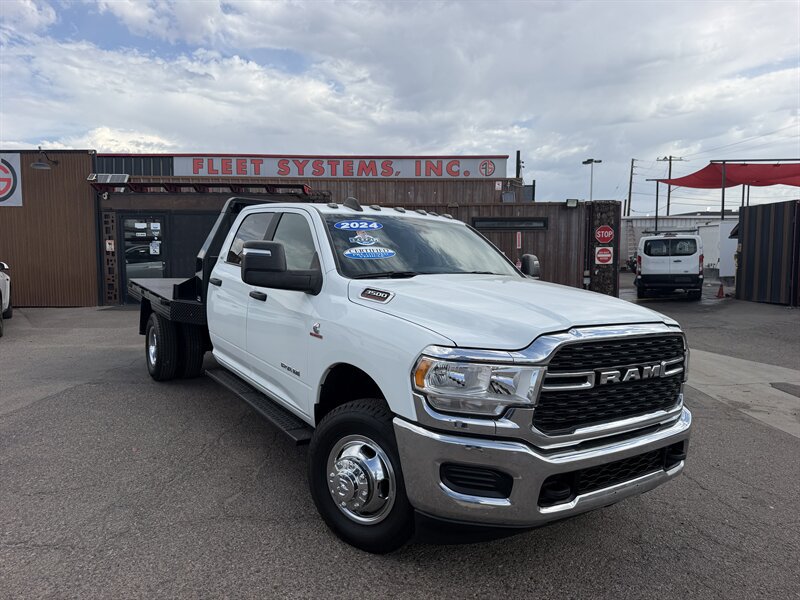 Used 2024 RAM 3500 SLT w/ Quick Order Package 2YG SLT AWD/4WD image 1
