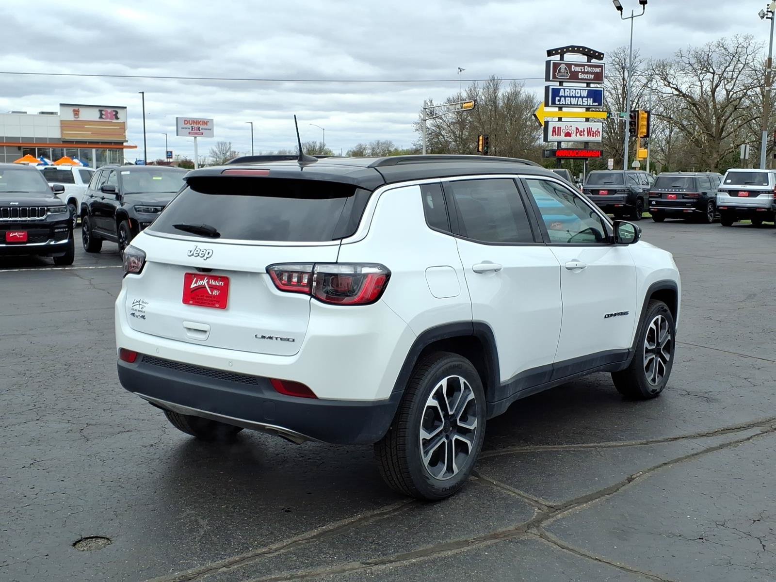 Used 2023 Jeep Compass Limited AWD/4WD image 4