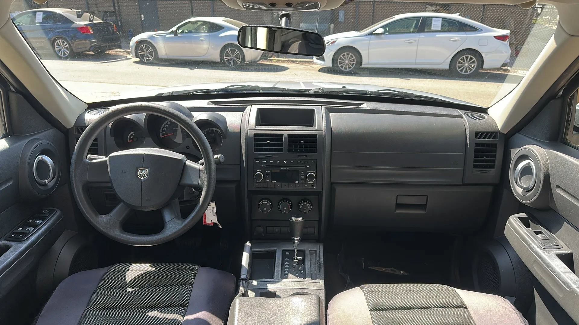 Used 2008 Dodge Nitro SXT image 26