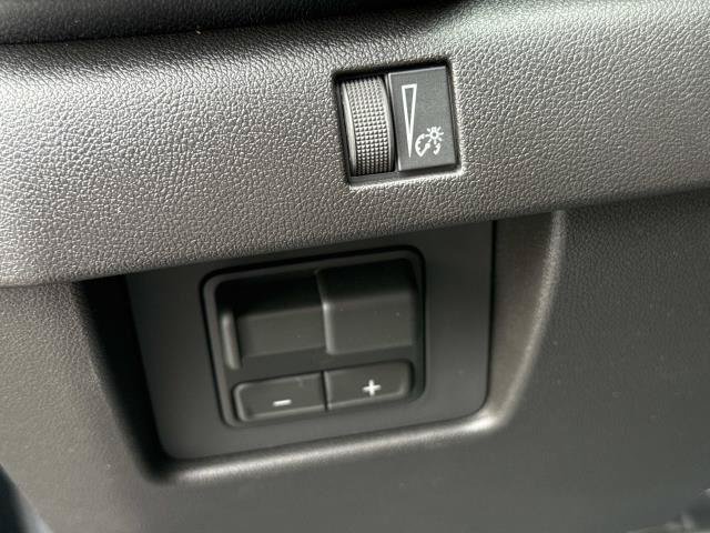 New 2026 GMC Canyon AT4 w/ Technology Plus Package AWD/4WD image 11
