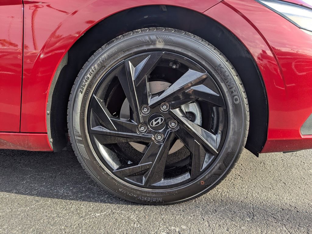 Used 2026 Hyundai Elantra Sport image 11