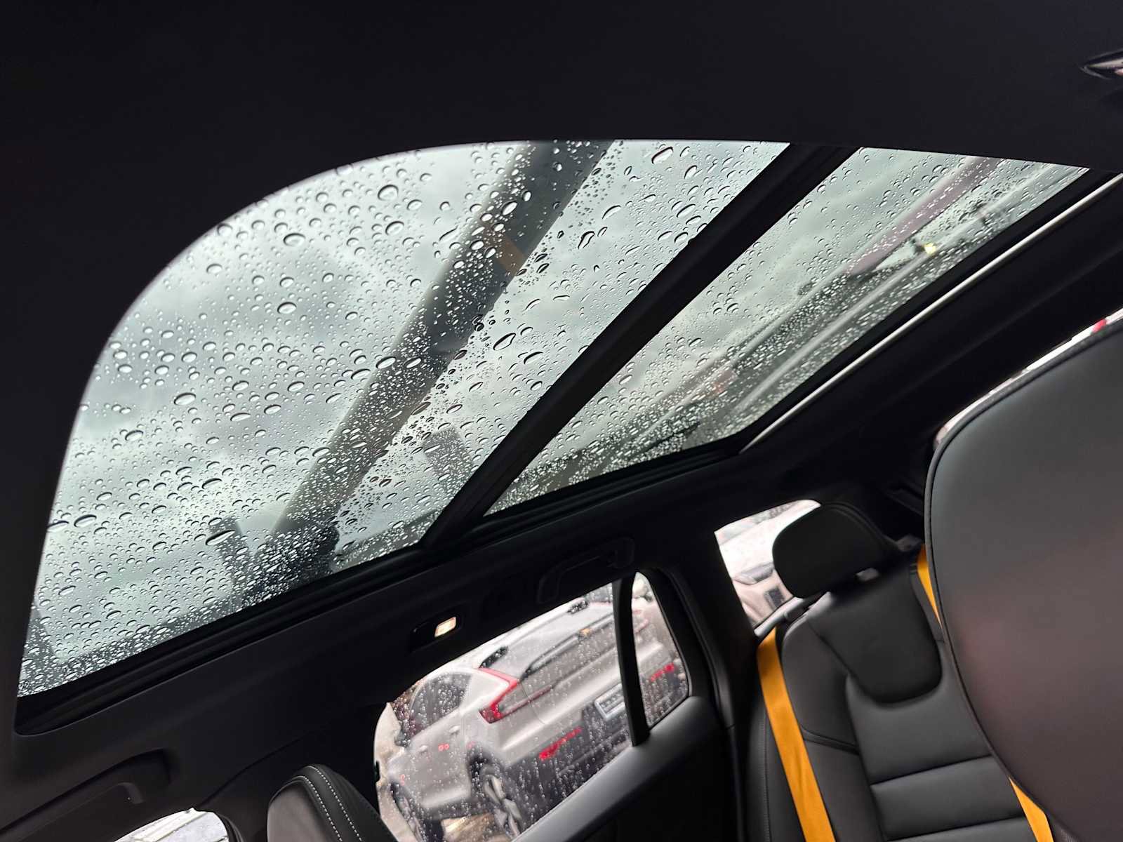 Certified 2024 Volvo V60 T8 Polestar image 31