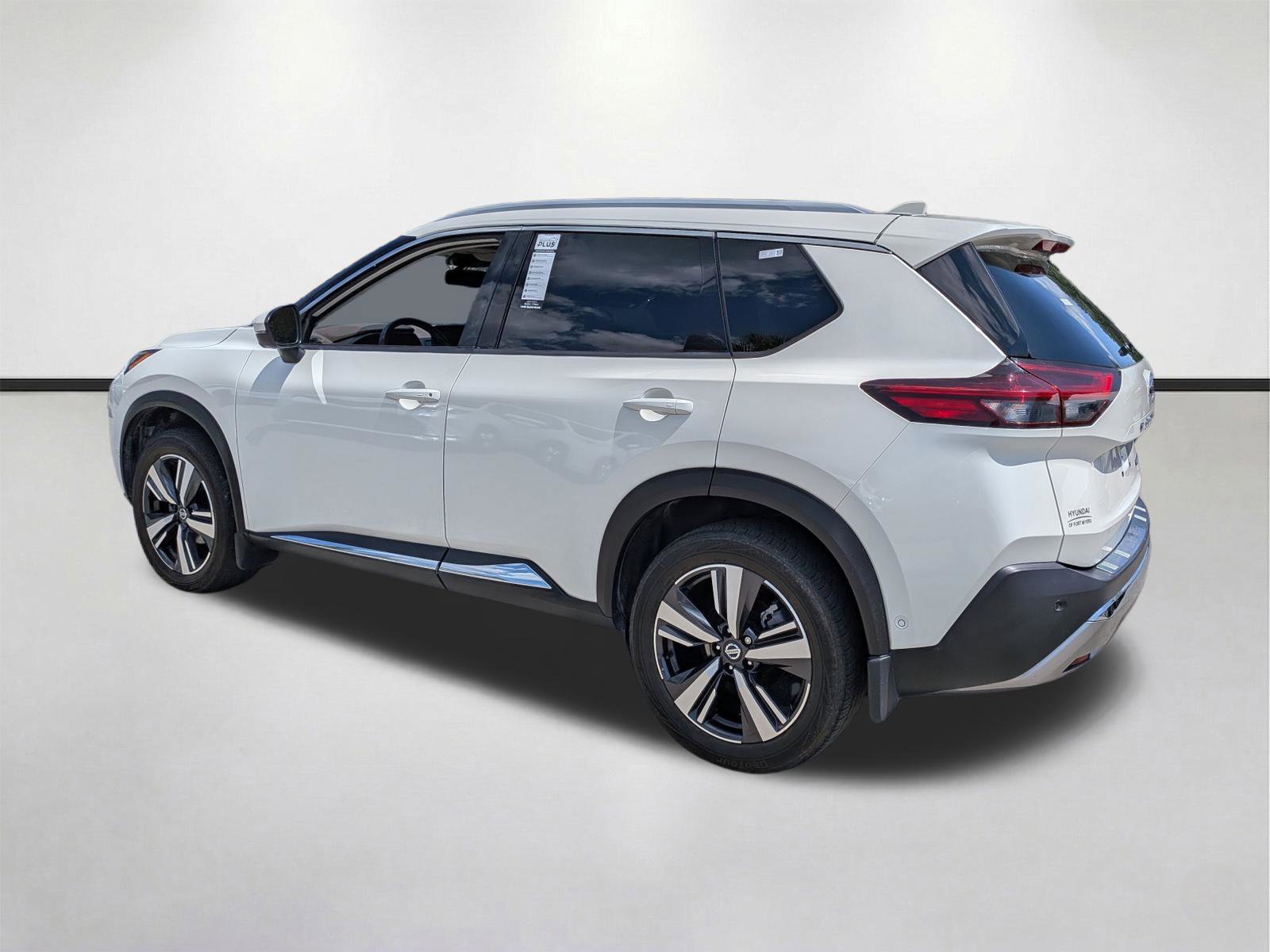 Used 2021 Nissan Rogue Platinum FWD image 6