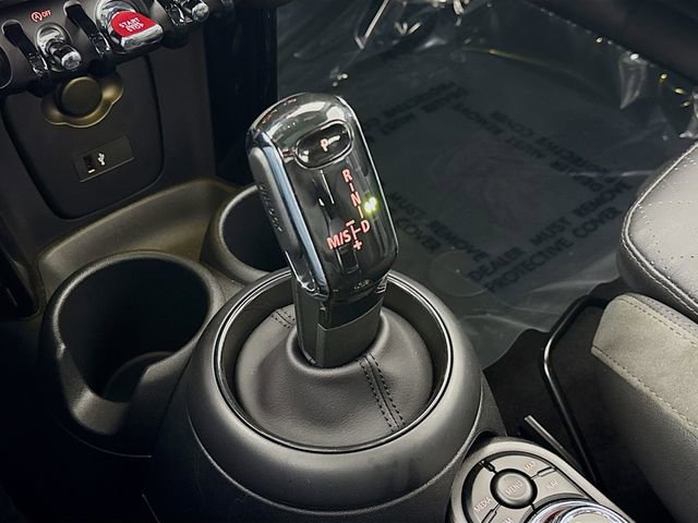 Used 2023 MINI Cooper S w/ Signature Upholstery Package image 17