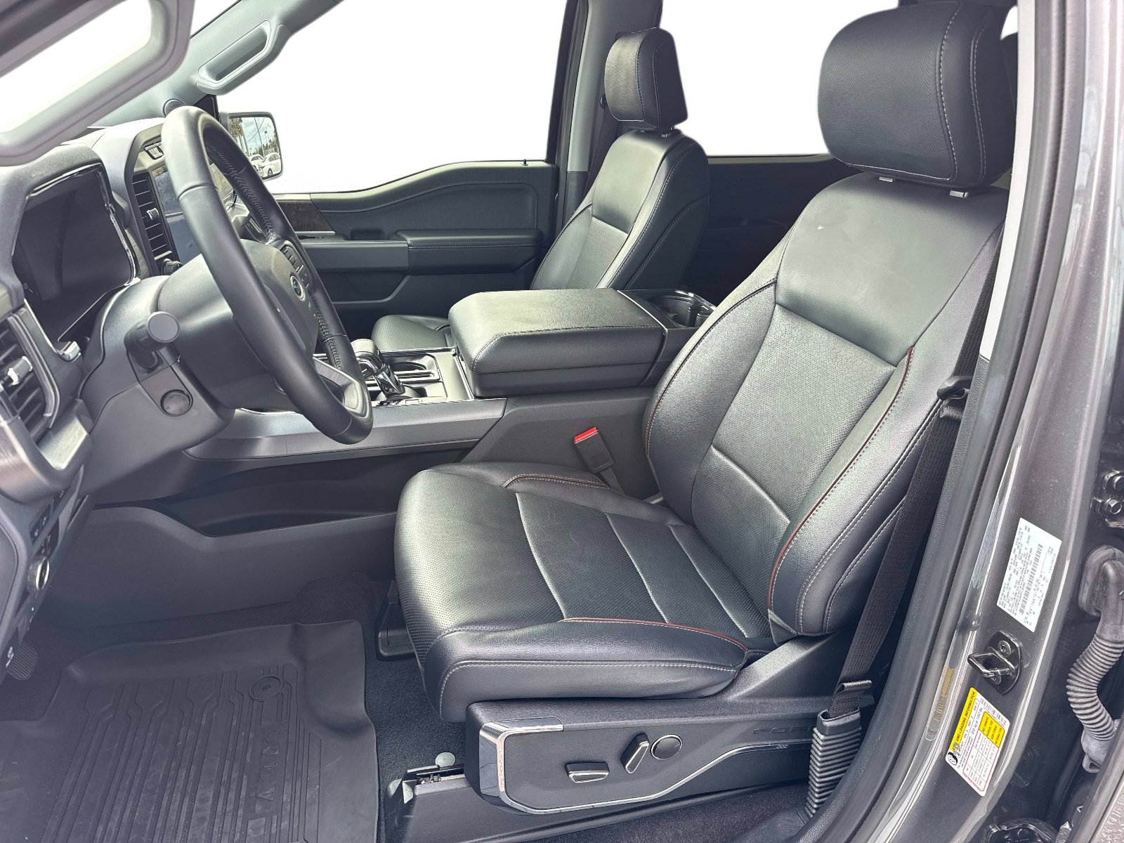 Used 2023 Ford F150 Lariat w/ Equipment Group 502A High image 20