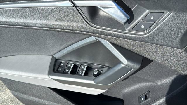 Used 2020 Audi Q3 2.0T Premium Plus w/ Premium Plus Package image 22