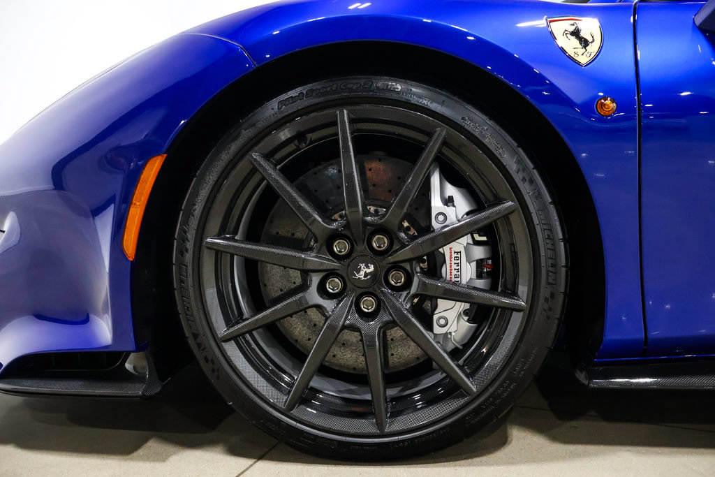 Used 2020 Ferrari 488 Pista Coupe RWD image 21