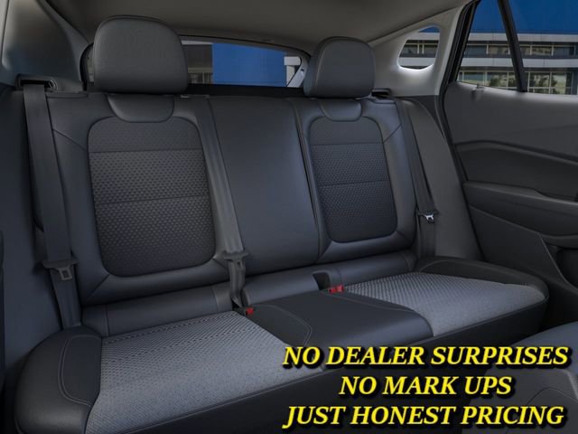 New 2026 Chevrolet Trax LT w/ LT Convenience Package FWD image 17