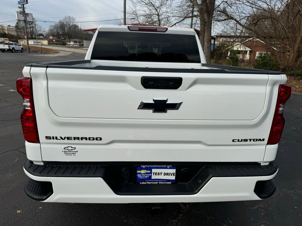 Used 2025 Chevrolet Silverado 1500 Custom w/ Turbomax Blackout Package image 4