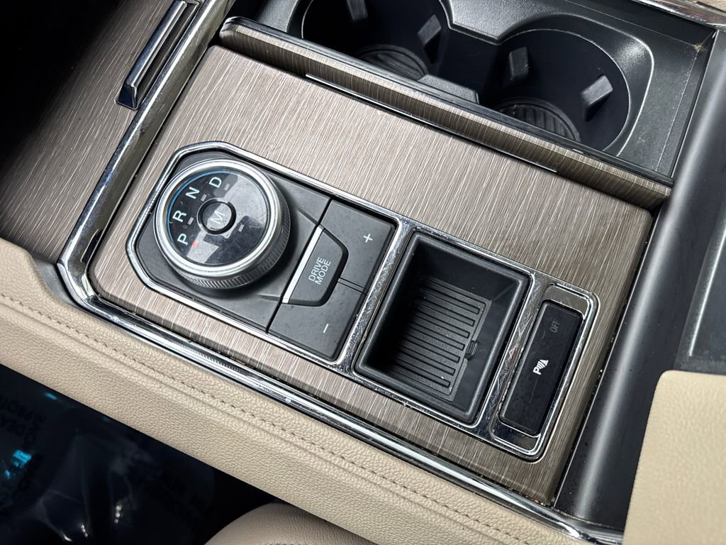 Used 2024 Ford Expedition Limited image 69