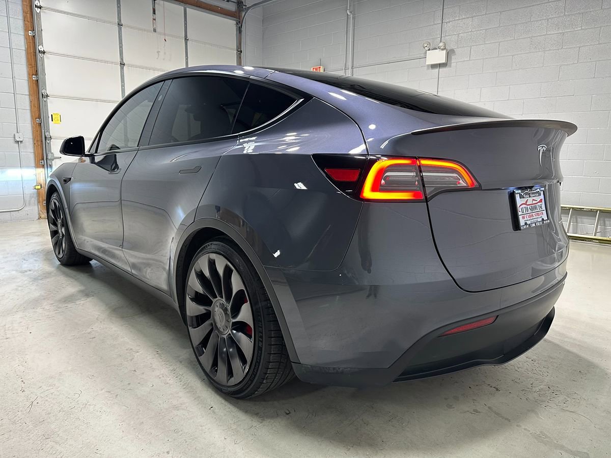 Used 2023 Tesla Model Y Performance AWD/4WD image 19