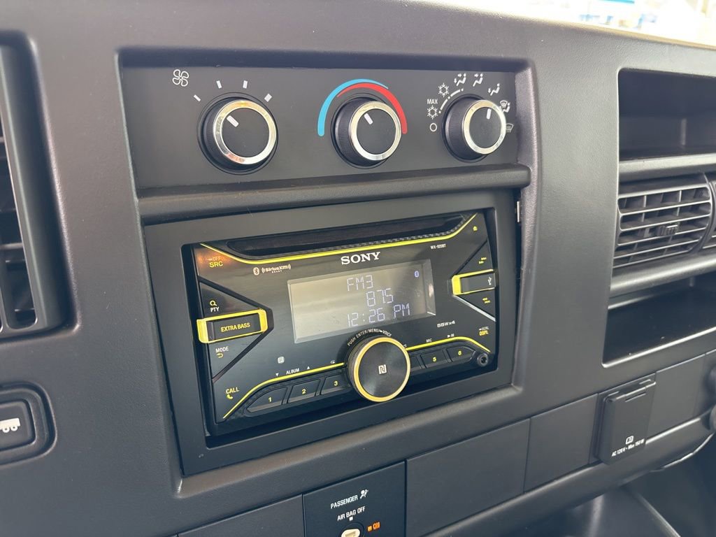 Used 2016 GMC Savana 3500 Extended image 15