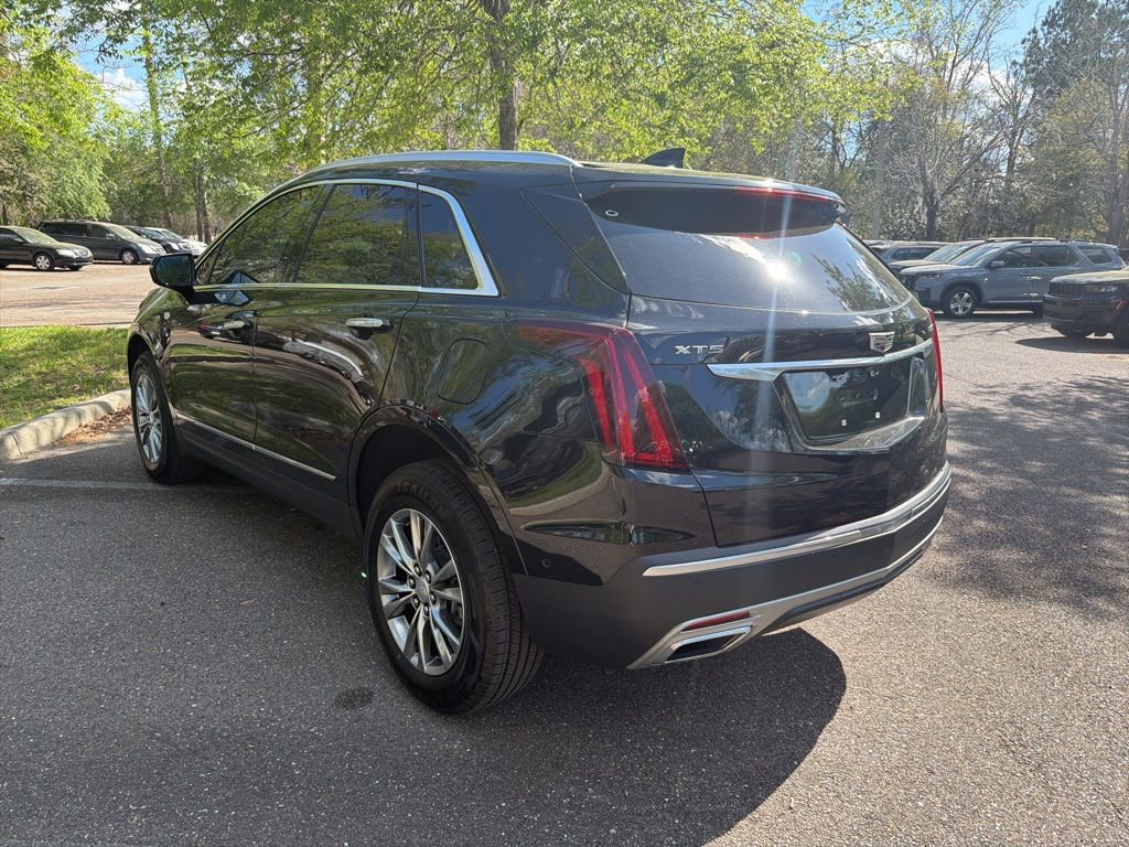 Used 2022 Cadillac XT5 Premium Luxury w/ Technology Package image 4