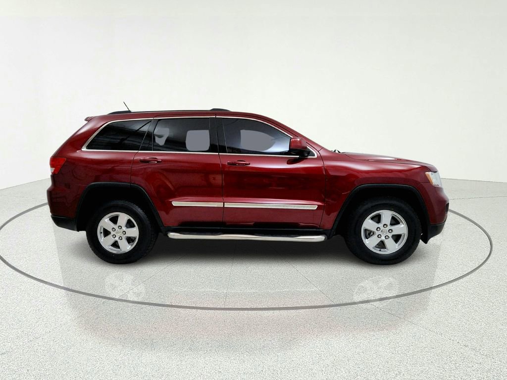 Used 2013 Jeep Grand Cherokee Laredo w/ Laredo E Group AWD/4WD image 7