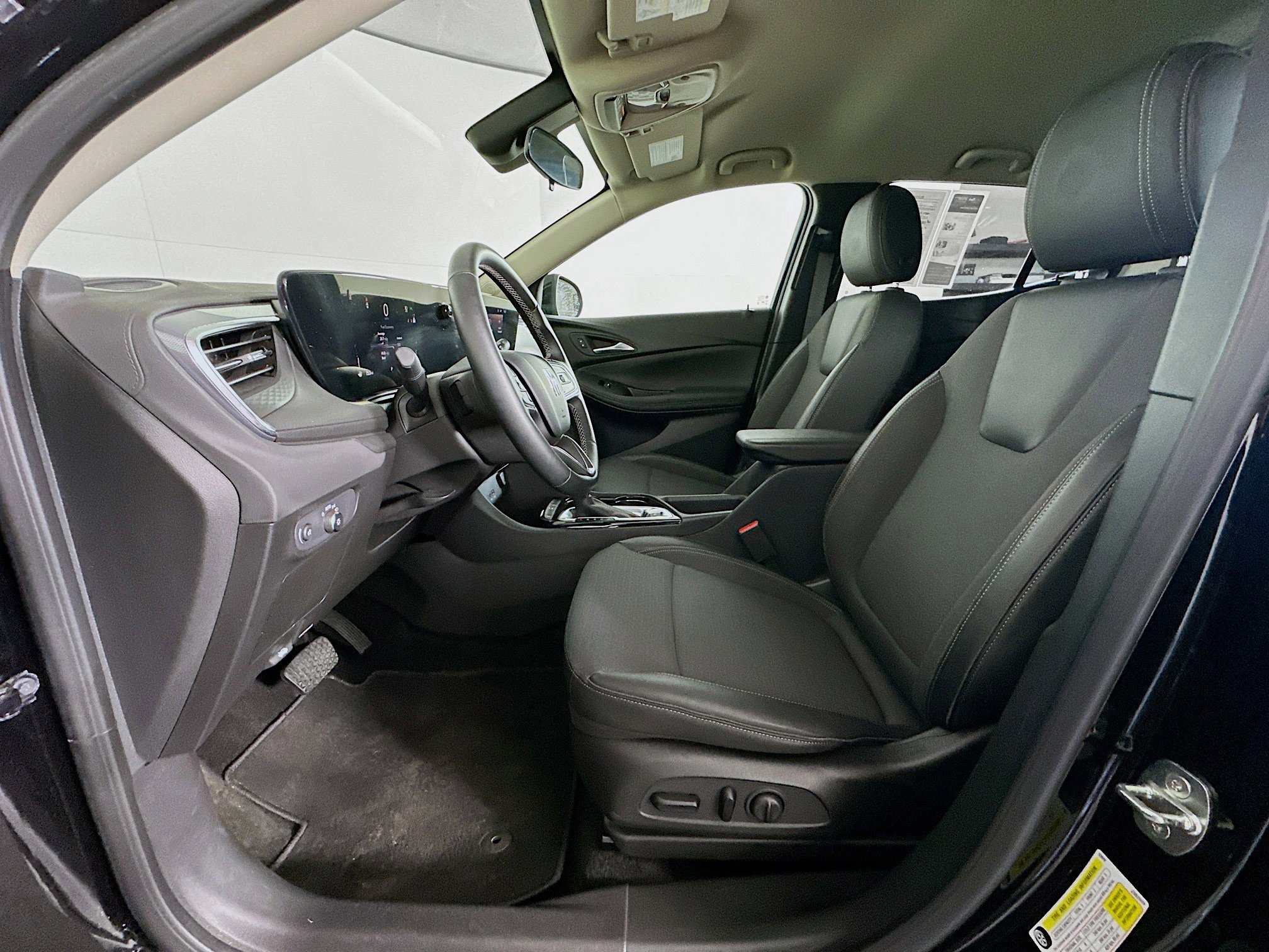 Used 2024 Buick Encore GX Preferred w/ Comfort Package image 13