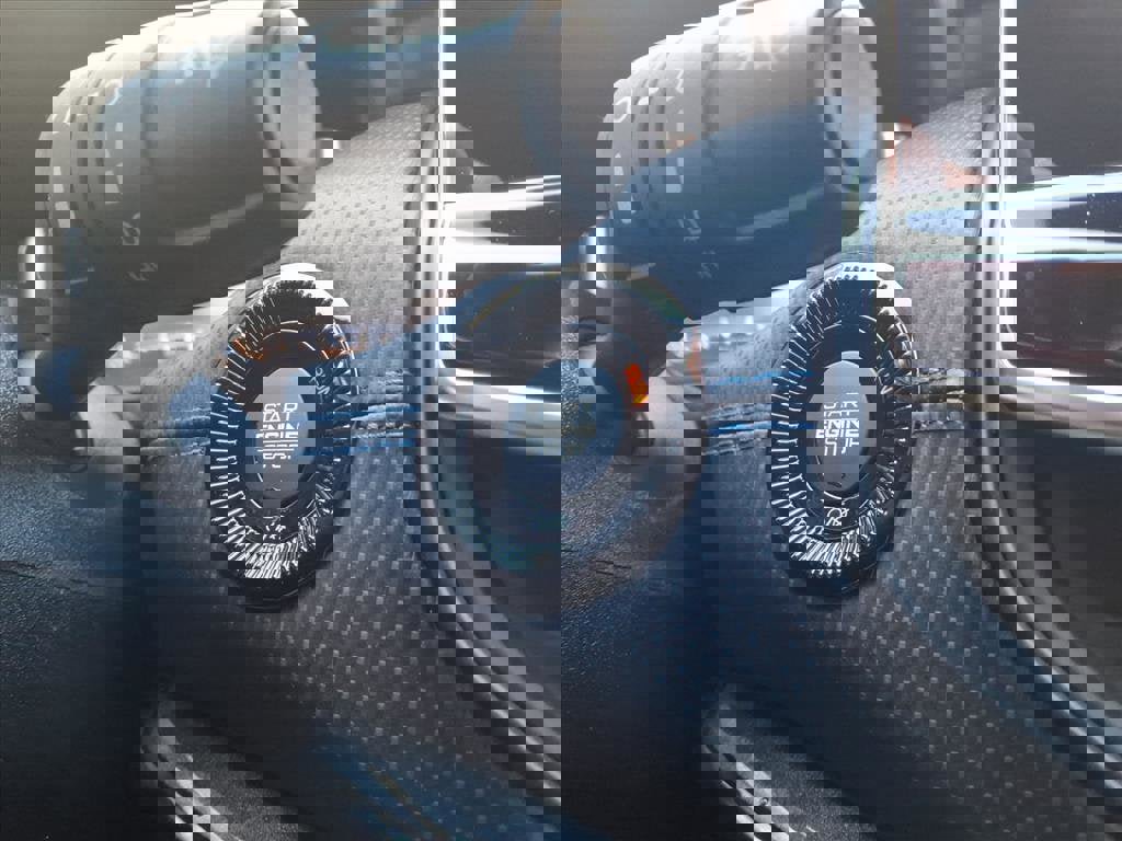 New 2026 Jeep Compass Limited w/ Sun, Sound & Navigation Group image 14