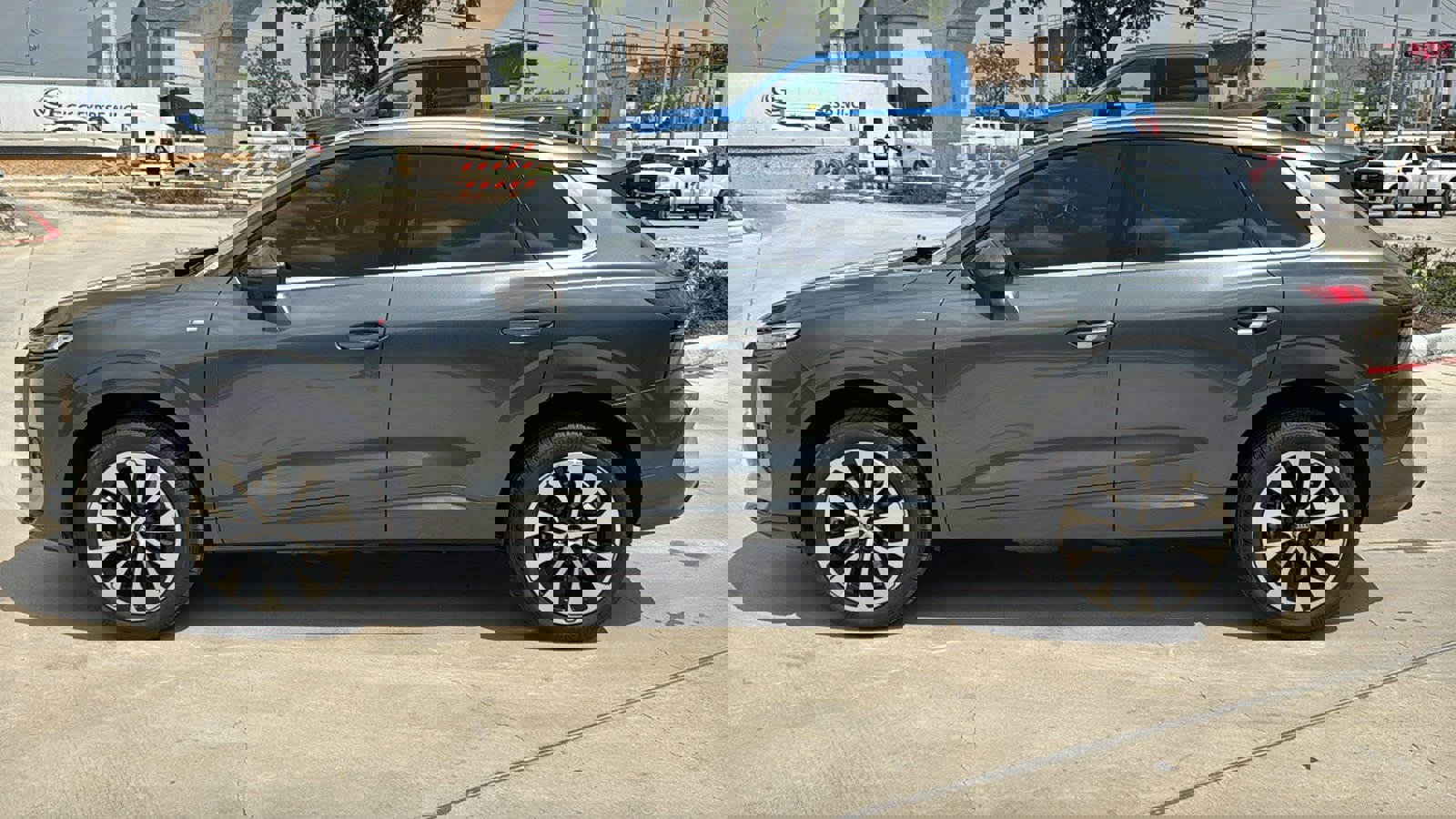 New 2026 Audi Q3 quattro 2.0T AWD/4WD image 4