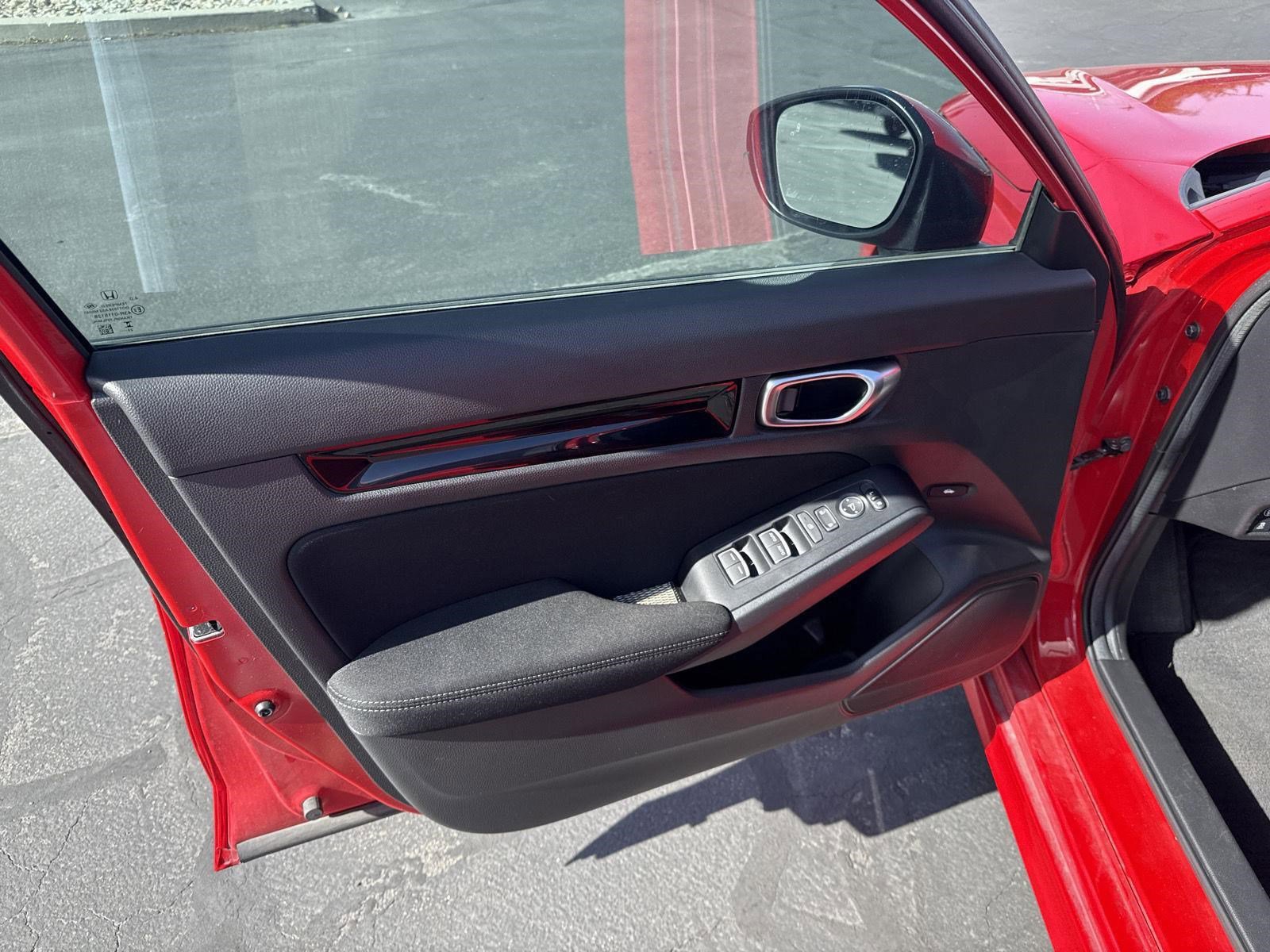 Certified 2024 Honda Civic EX image 9