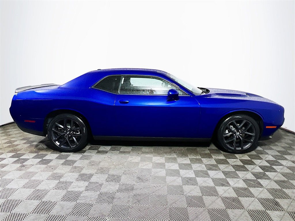 Used 2021 Dodge Challenger SXT w/ Blacktop Package image 9
