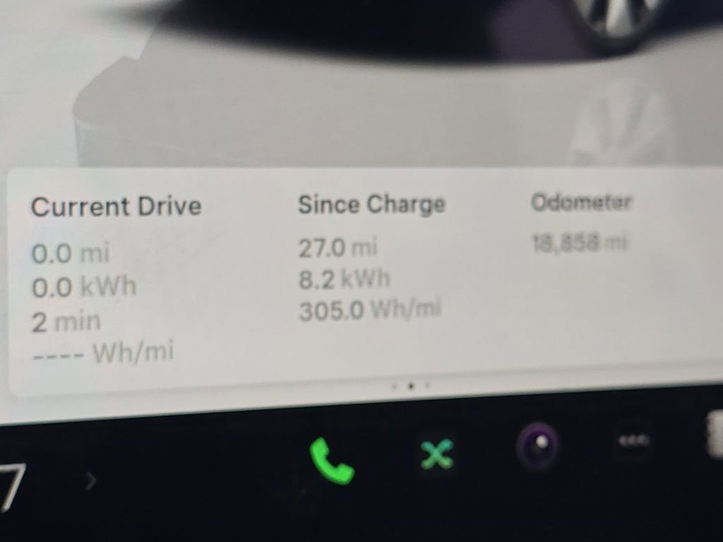 Used 2024 Tesla Model Y Long Range image 24