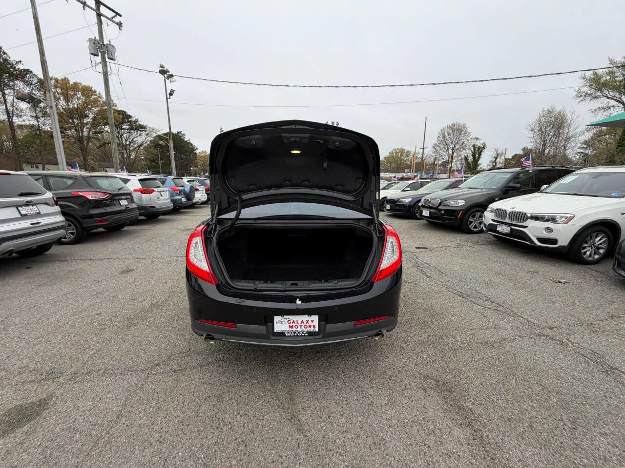 Used 2014 Lincoln MKS AWD w/ Equipment Group 101A image 19