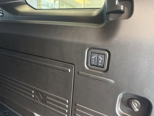 New 2026 GMC Hummer EV SUV image 36