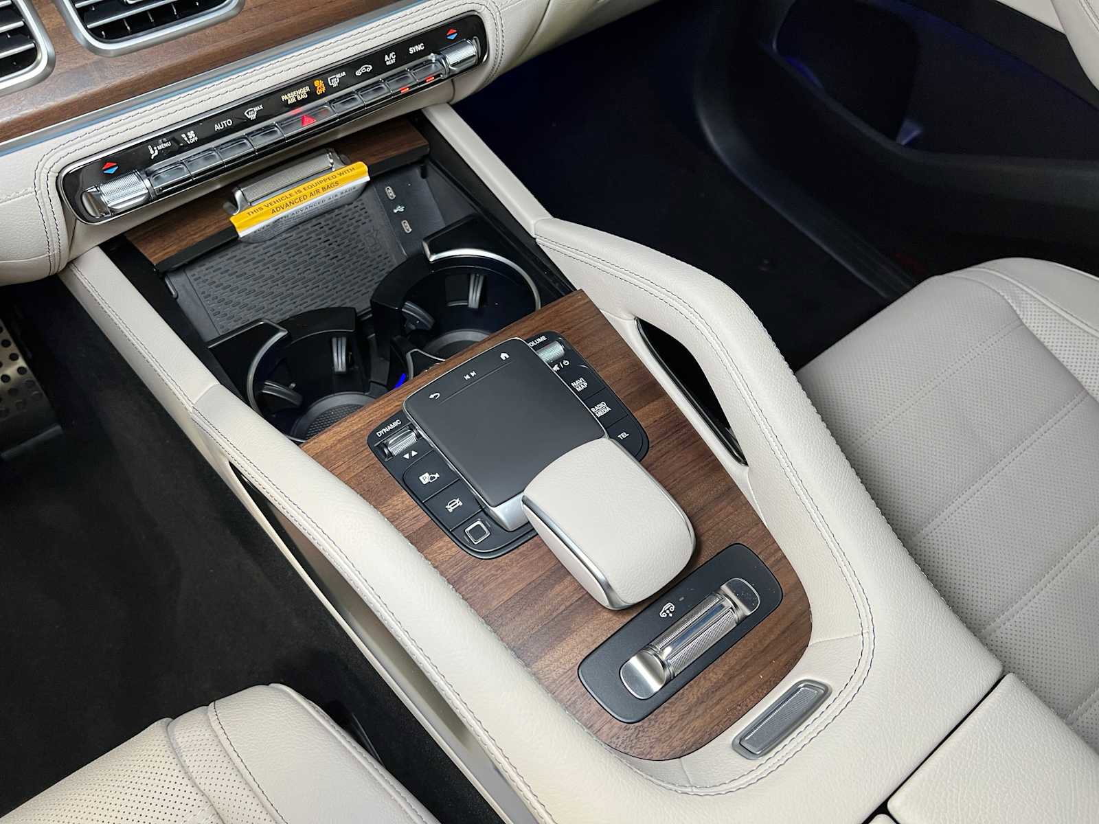 New 2025 Mercedes-Benz GLS 580 4MATIC image 33