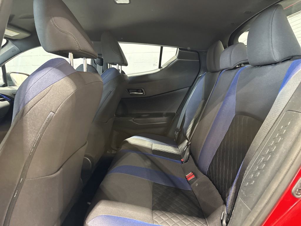 Used 2022 Toyota C-HR XLE image 14