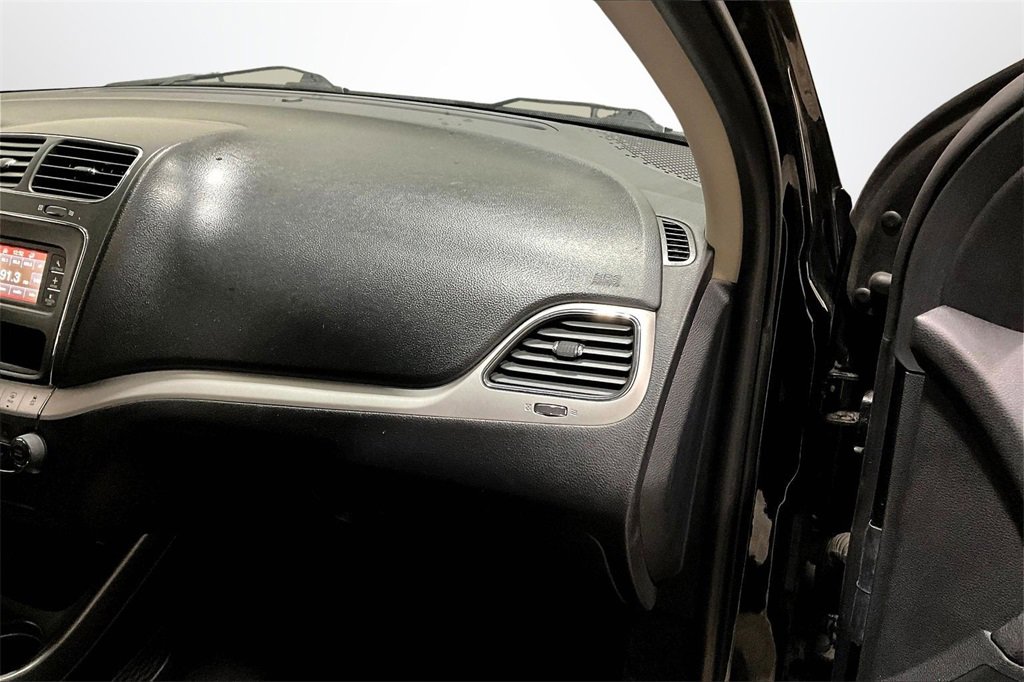 Used 2015 Dodge Journey SXT w/ Flexible Seating Group image 24