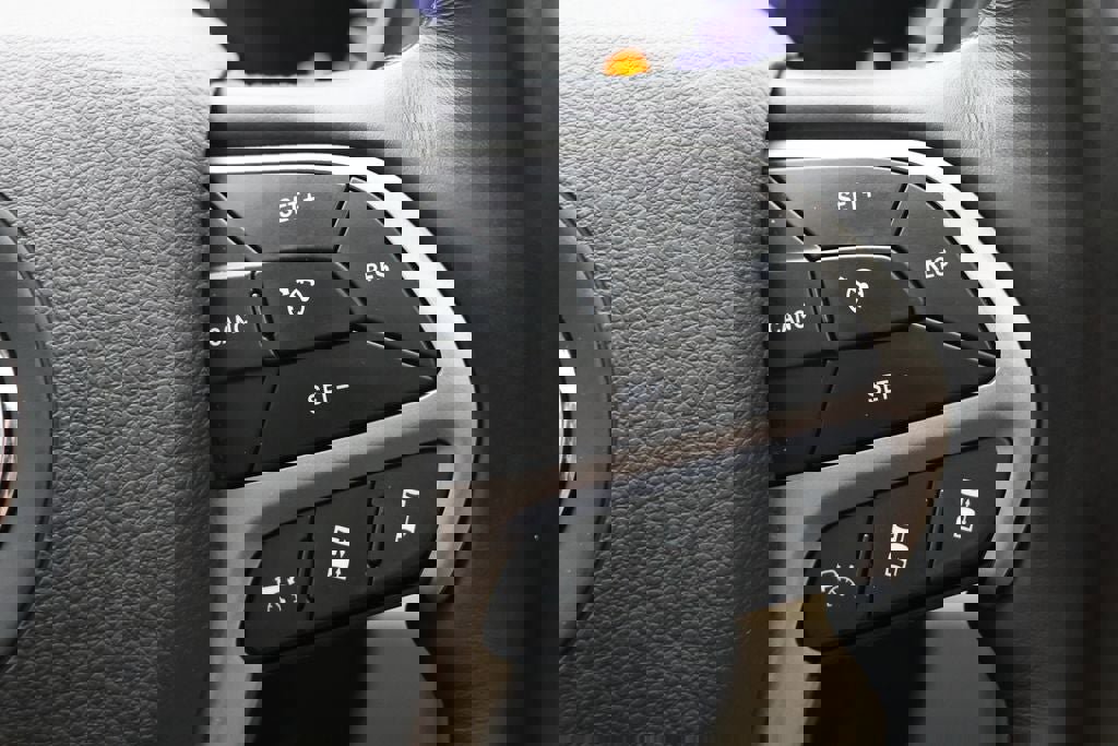 Used 2021 Jeep Grand Cherokee Limited w/ Premium Lighting Group image 22