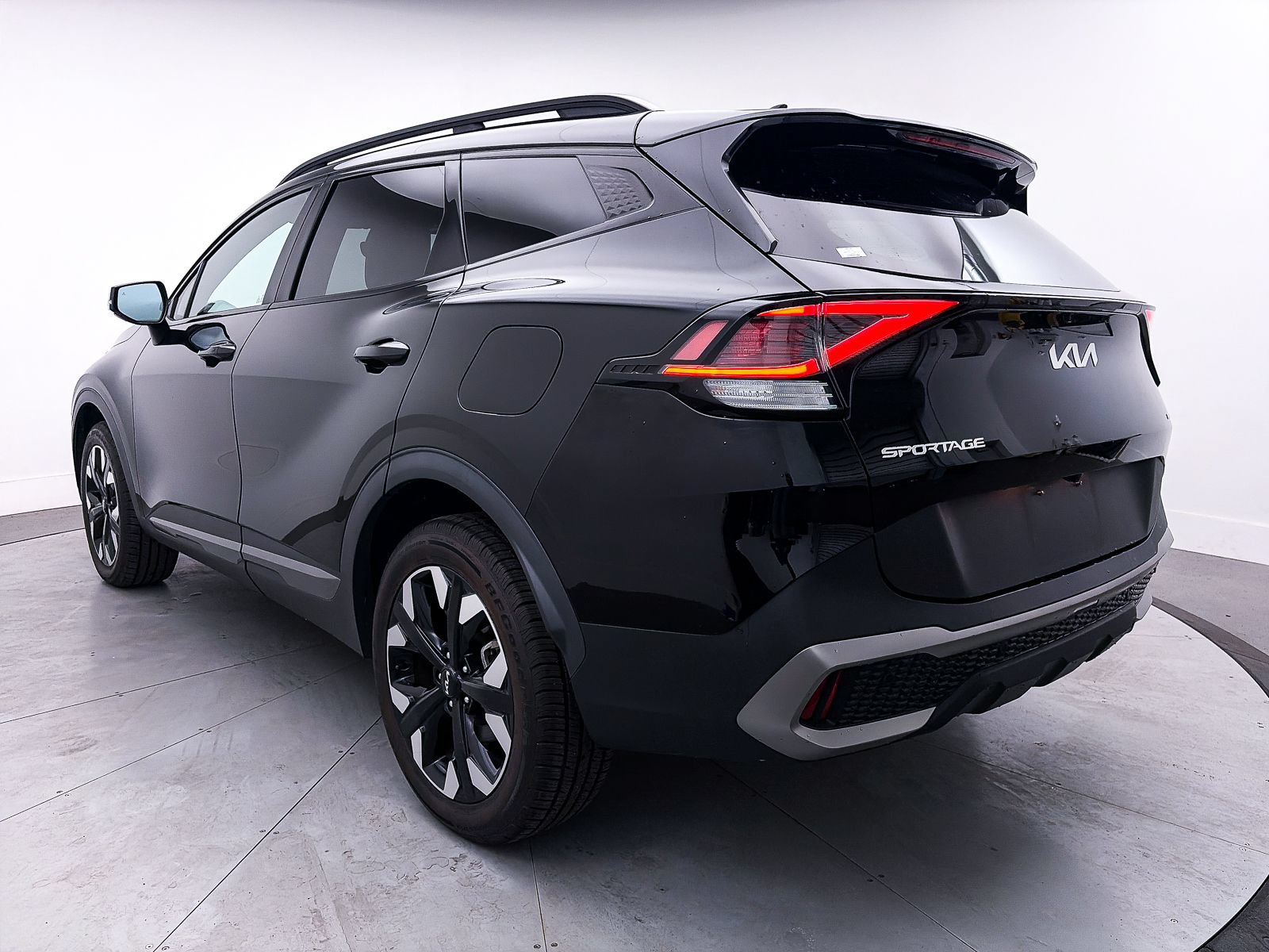Used 2023 Kia Sportage X-Line AWD/4WD image 13