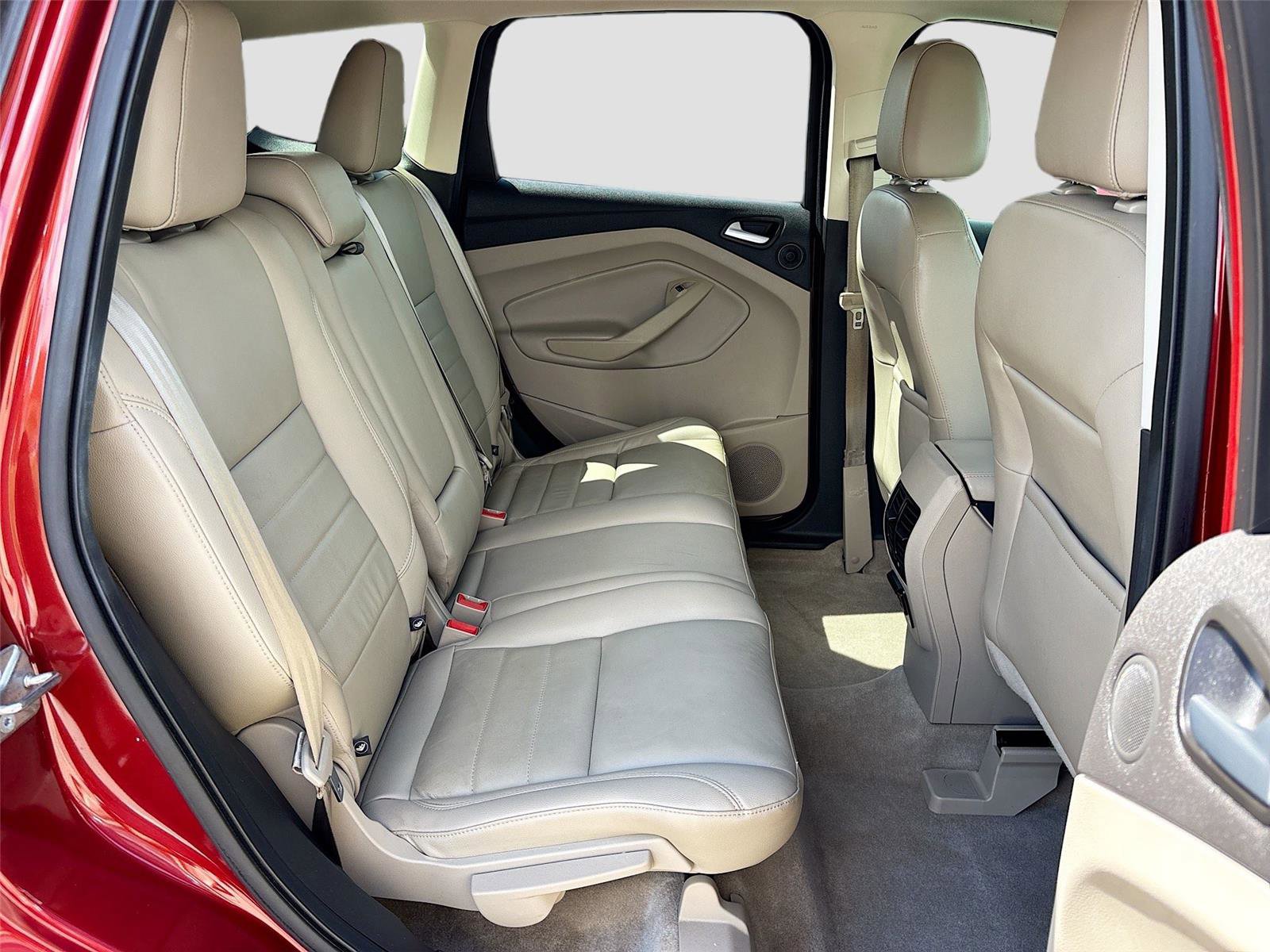 Used 2015 Ford Escape Titanium image 27