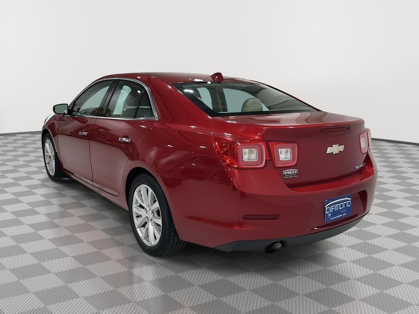 Used 2013 Chevrolet Malibu LTZ FWD image 3