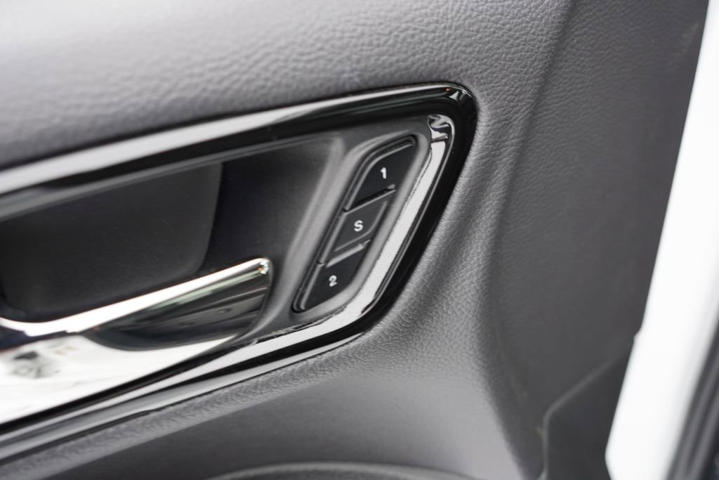 Certified 2024 Dodge Durango GT image 26