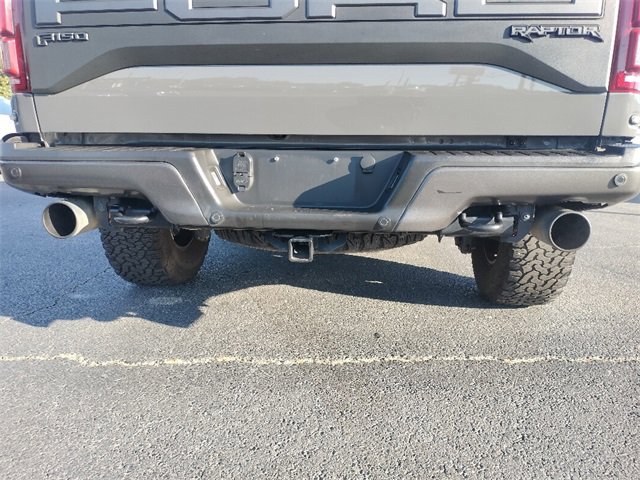 Used 2020 Ford F150 Raptor w/ Equipment Group 802A Luxury image 9
