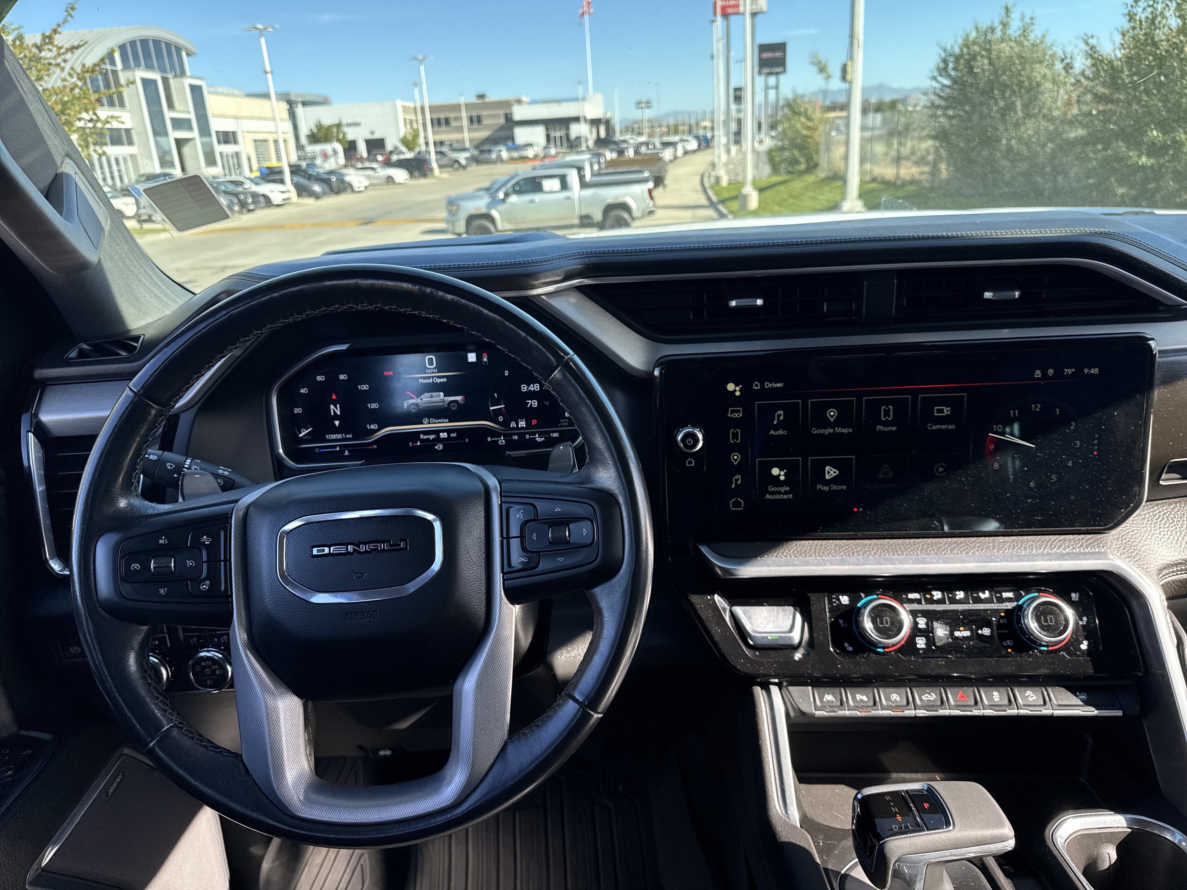 Used 2023 GMC Sierra 1500 Denali w/ Technology Package AWD/4WD image 17
