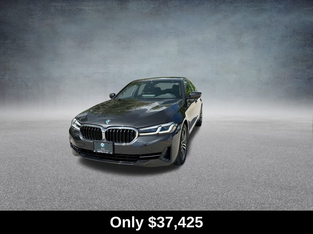 Used 2022 BMW 530i xDrive w/ Convenience Package image 4