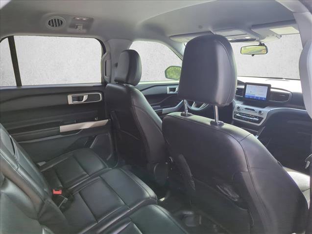 Used 2021 Ford Explorer XLT w/ Equipment Group 202A RWD image 21