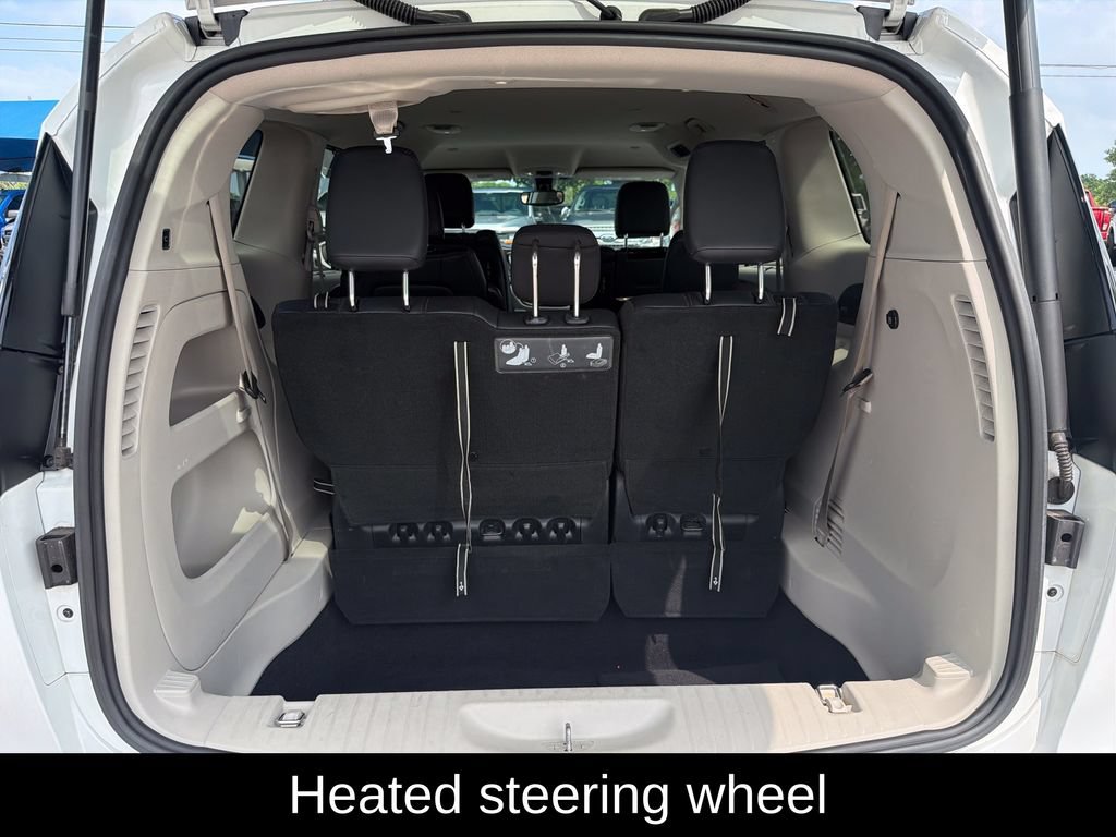Used 2017 Chrysler Pacifica Touring-L Plus FWD image 7