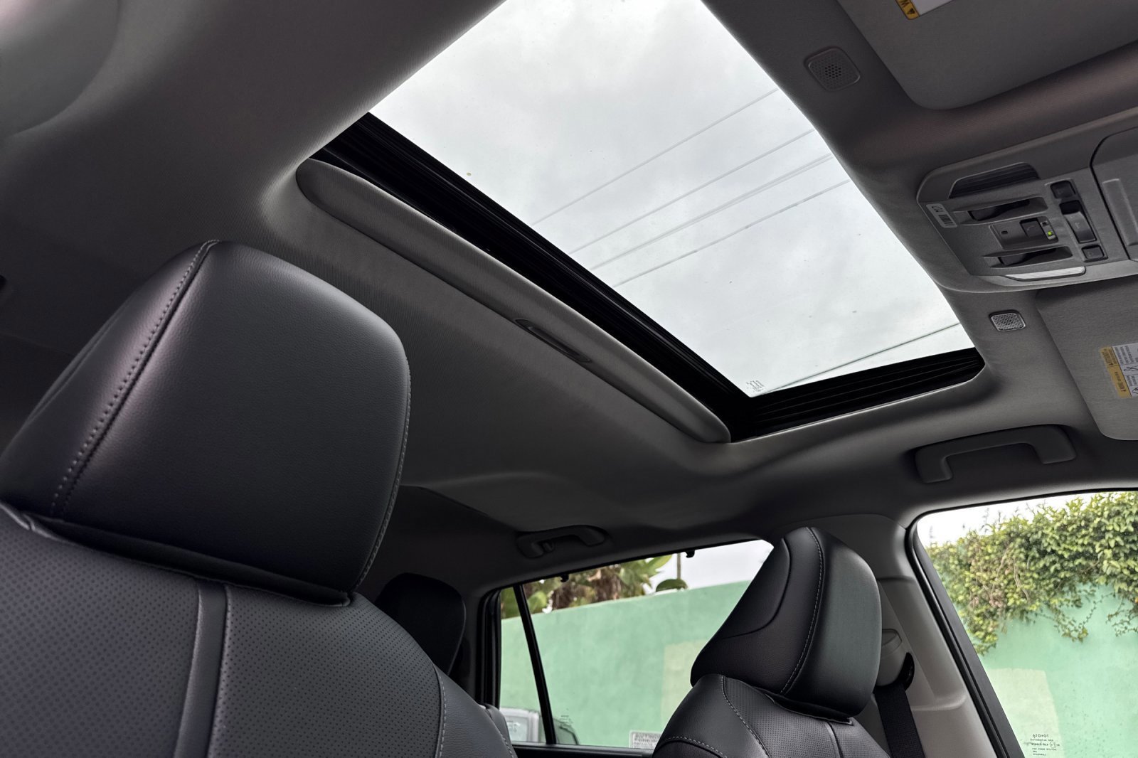 New 2025 Toyota Highlander Limited image 20