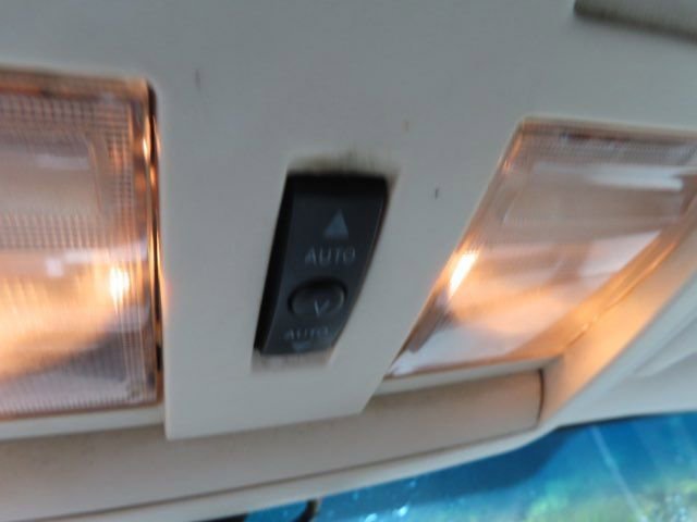 Used 2008 Jeep Liberty Limited w/ Premium Sound Group AWD/4WD image 26