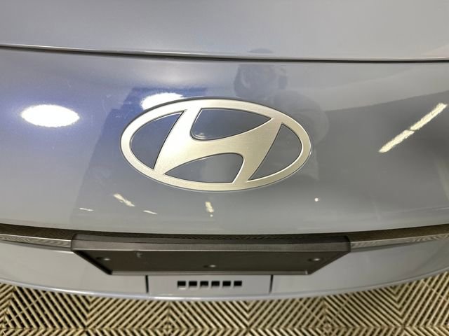 Used 2025 Hyundai Ioniq 6 SEL image 9