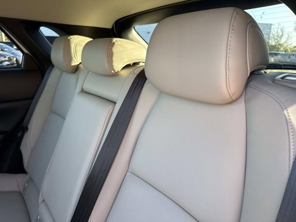 Certified 2025 MAZDA CX-30 AWD 2.5 S w/ Preferred Package image 18