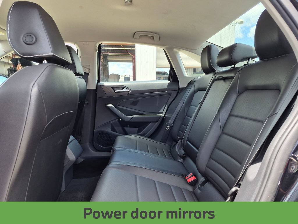 Used 2024 Volkswagen Jetta SE FWD image 27